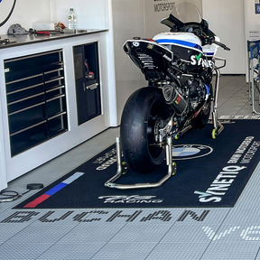 Synetiq BMW TAS Racing - Danny Buchan - Garage Floor Pack Garage Flooring Pack versodeck